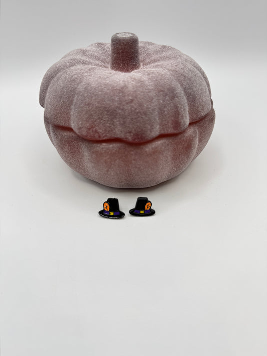 Pilgrim Hat Studs